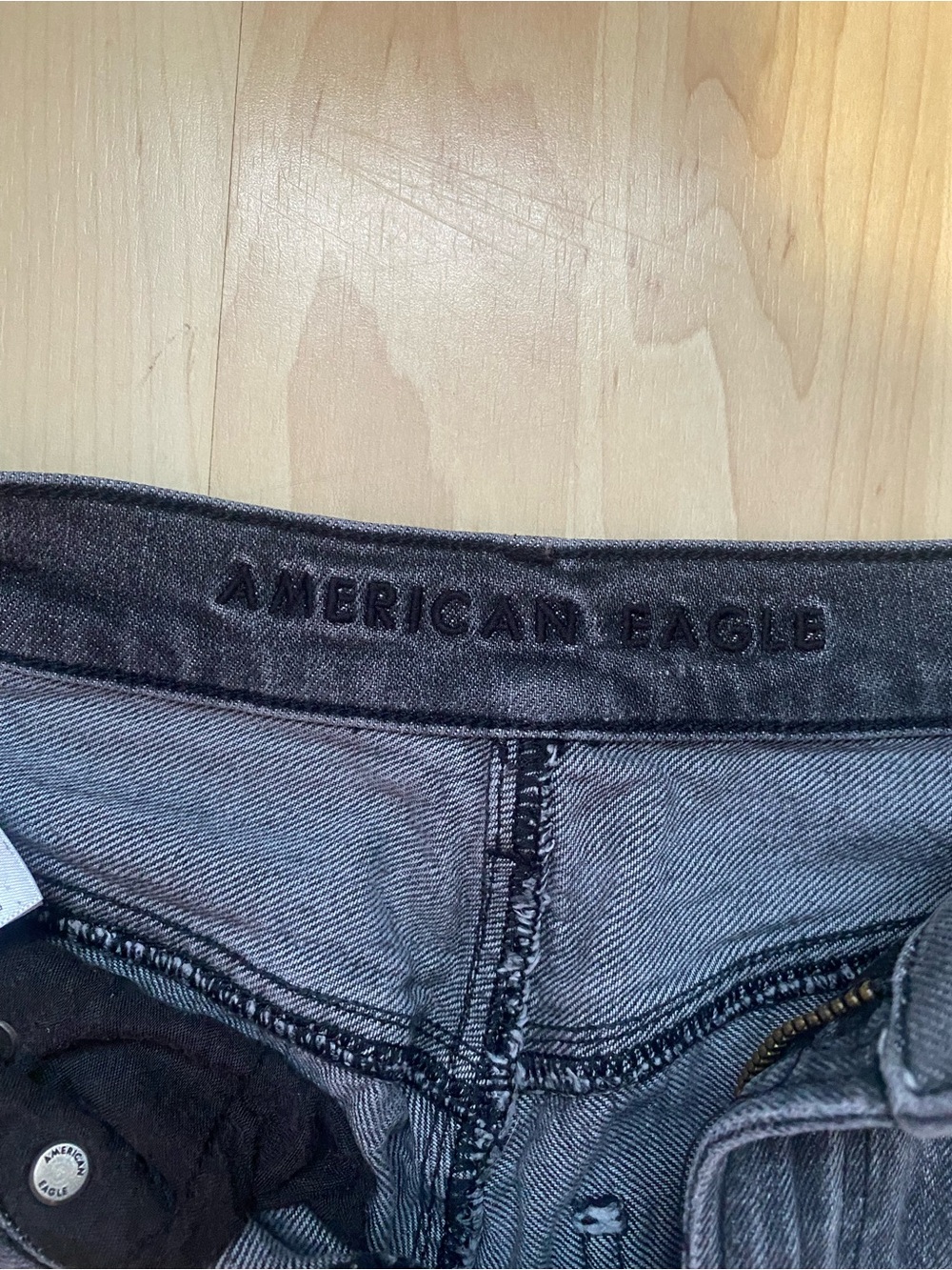 American Eagle Outfitters High Waisted Straight Leg Baggy Jean - Picture 2 of 5